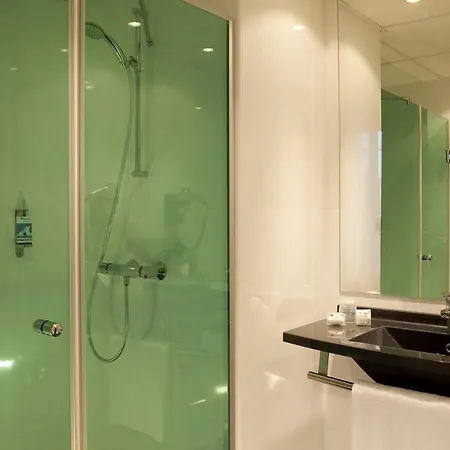Escale Oceania Vieux Port Hotell 3*